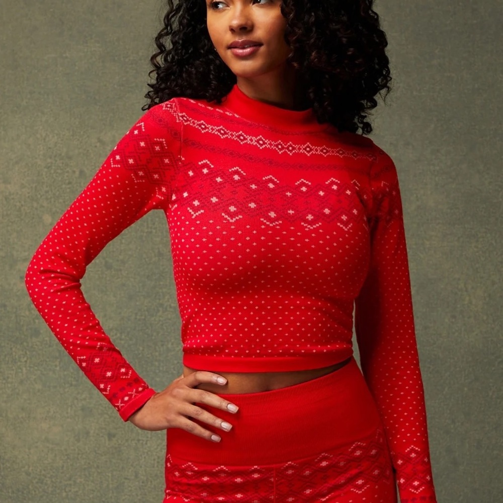 NWT Cloud Seamless Mock Neck Longsleeve Jacquard Top -matching legging available